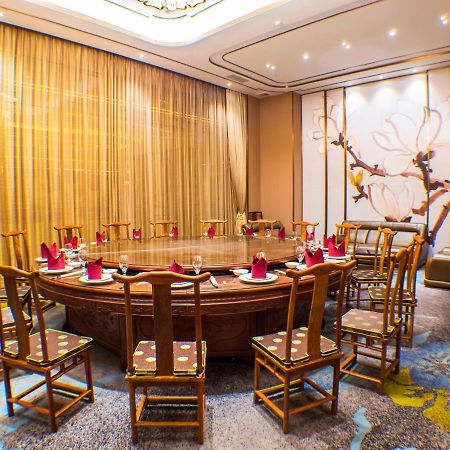 Zhongshan Guzhen Huayu Landmark Hotel Dış mekan fotoğraf