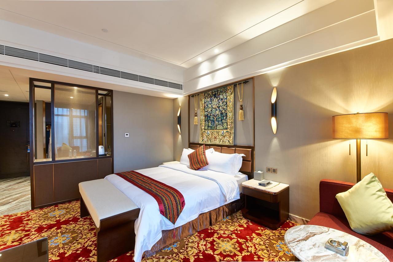 Zhongshan Guzhen Huayu Landmark Hotel Dış mekan fotoğraf