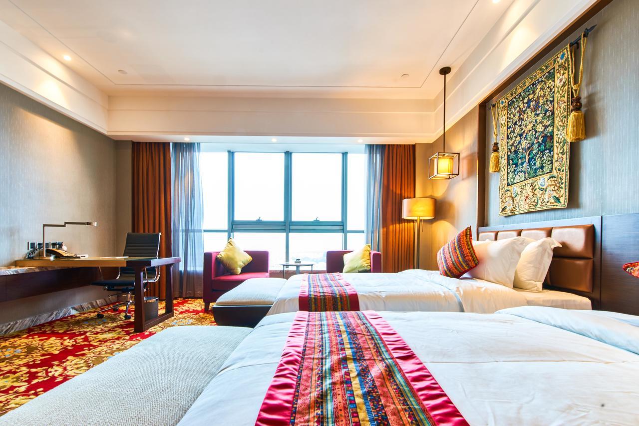 Zhongshan Guzhen Huayu Landmark Hotel Dış mekan fotoğraf