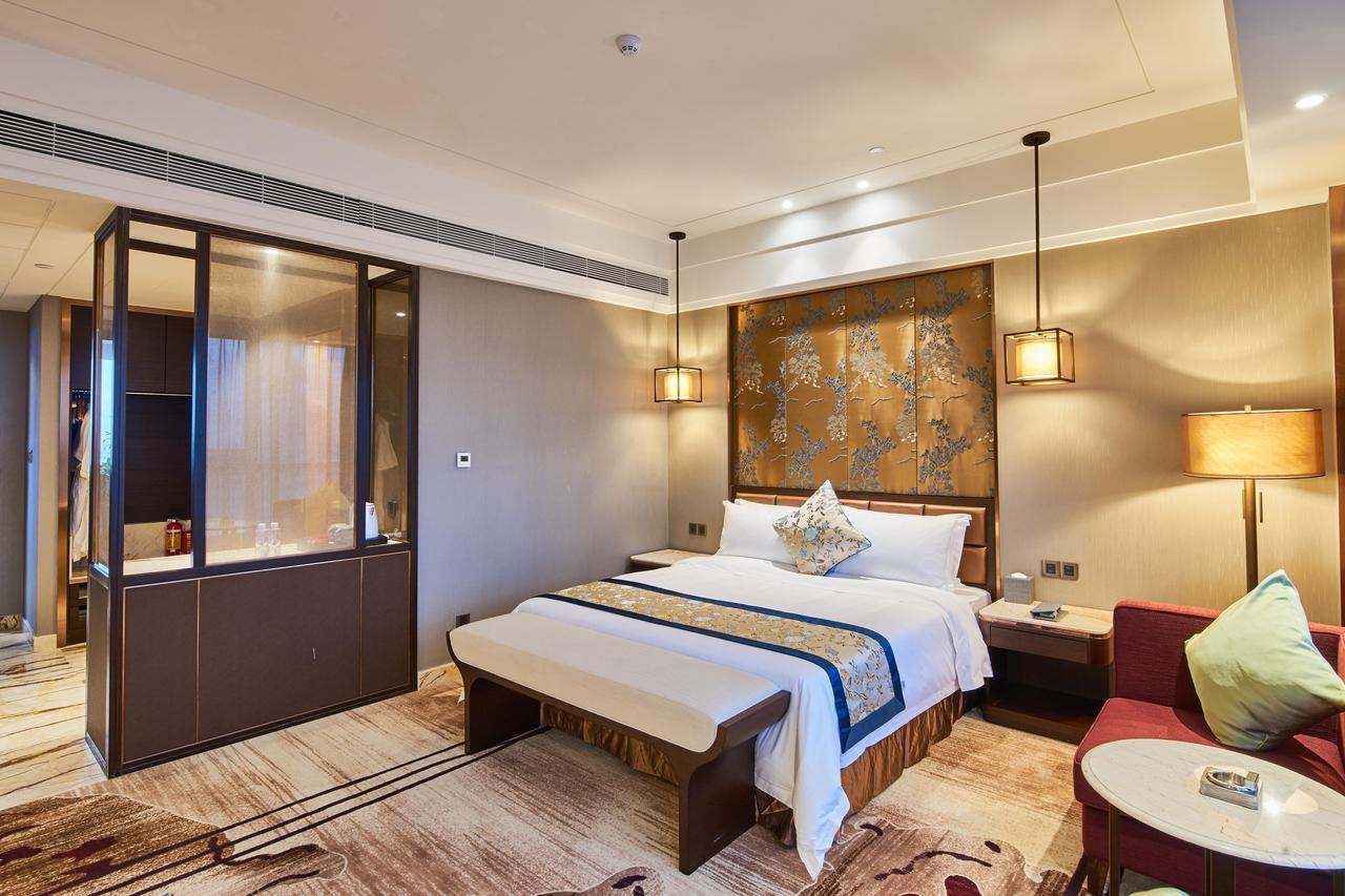 Zhongshan Guzhen Huayu Landmark Hotel Dış mekan fotoğraf